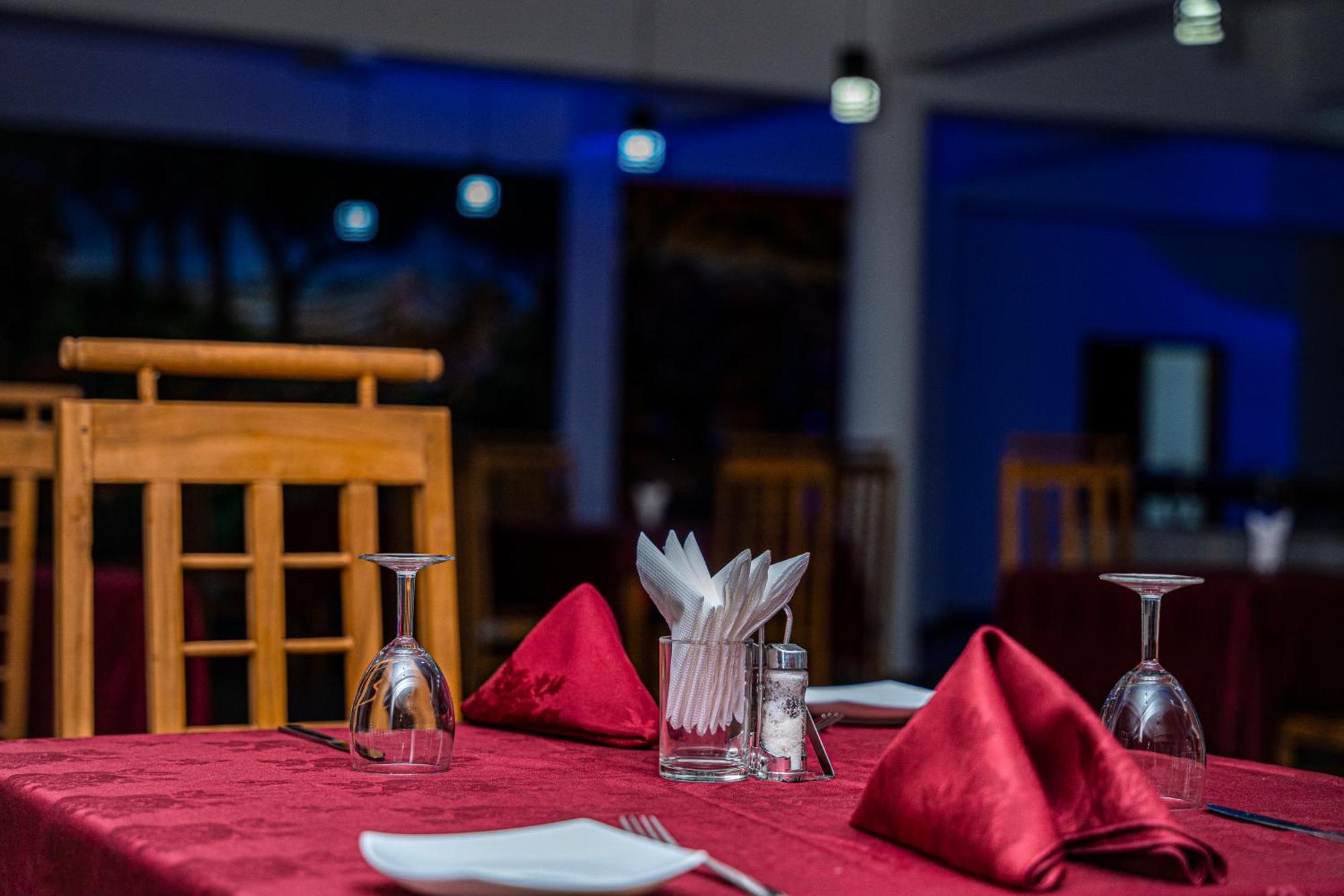 Theevanni Resort Trincomalee Exteriér fotografie