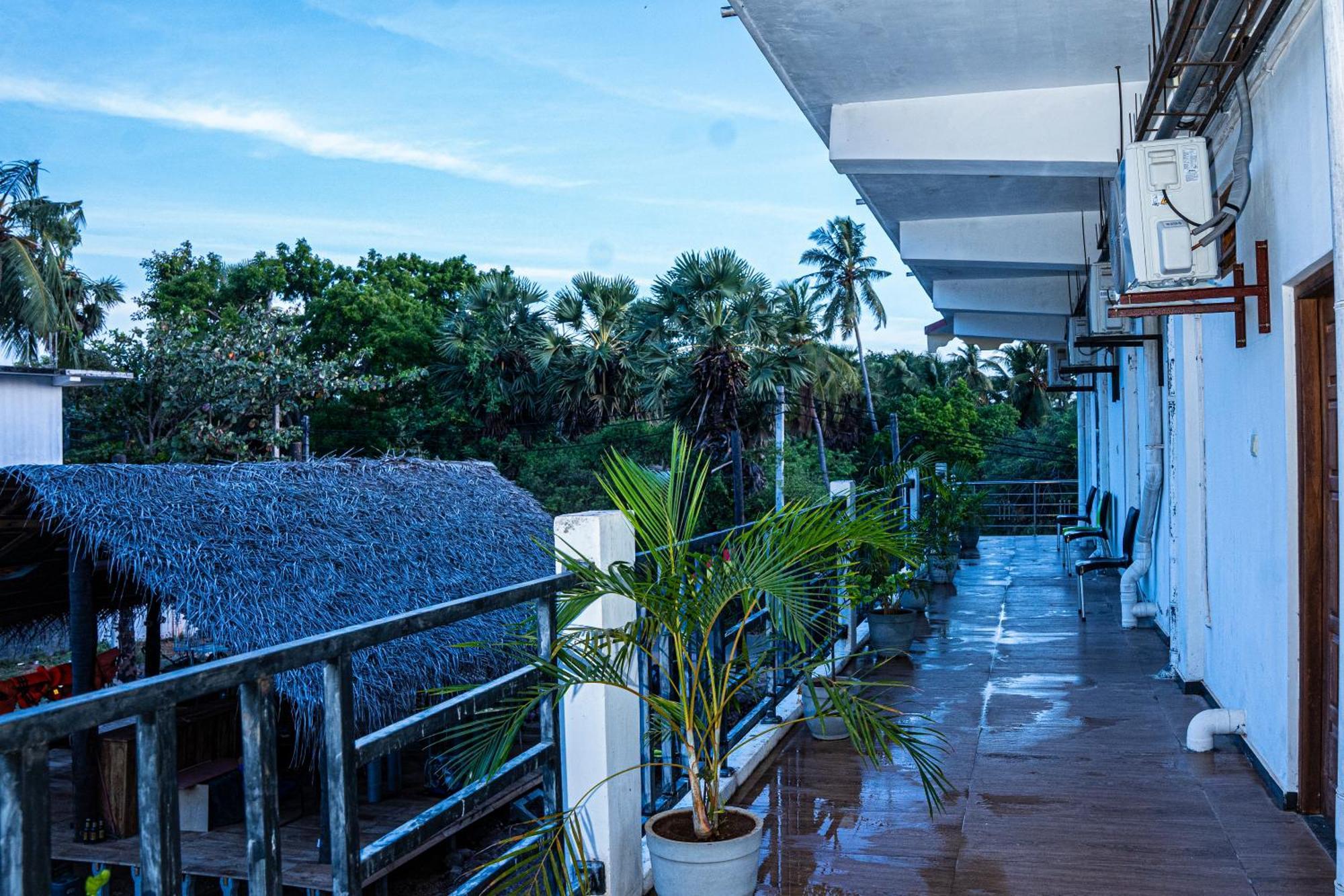 Theevanni Resort Trincomalee Exteriér fotografie