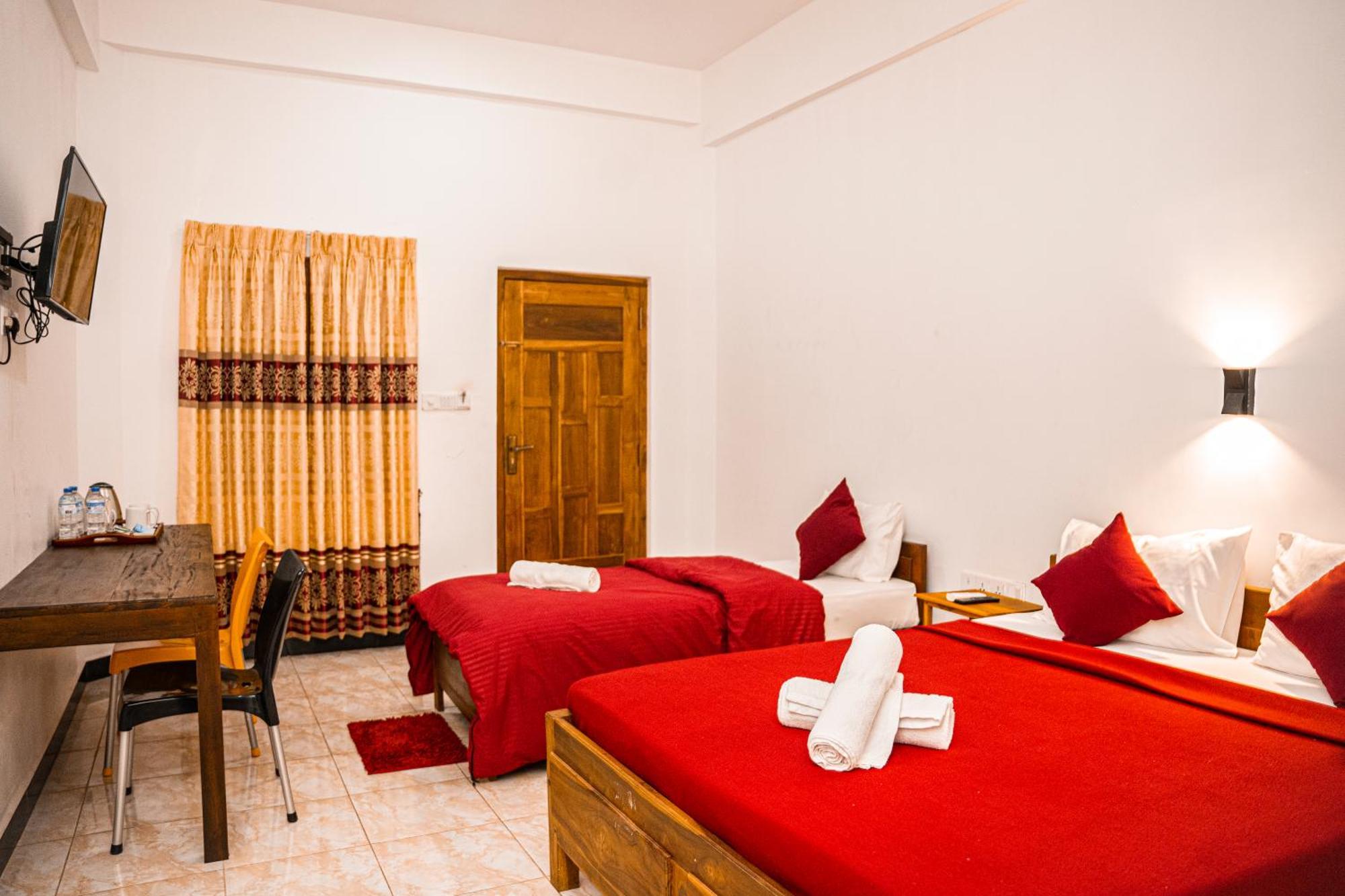 Theevanni Resort Trincomalee Exteriér fotografie